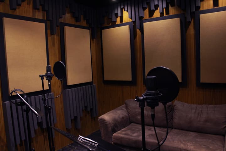 Studio B — Live Room